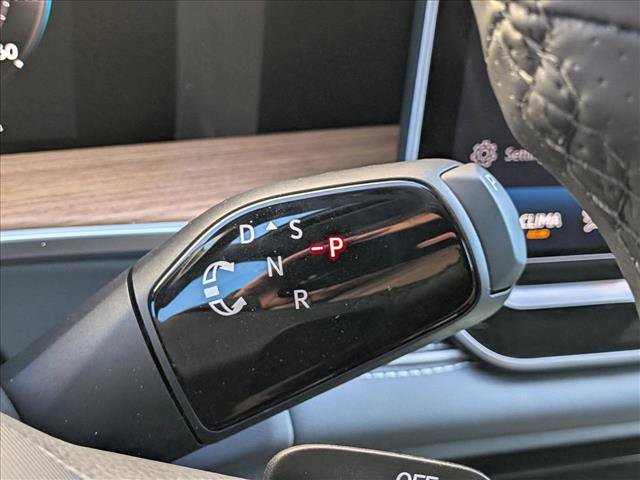 New 2026 Volkswagen Tiguan SEL R-Line image 17