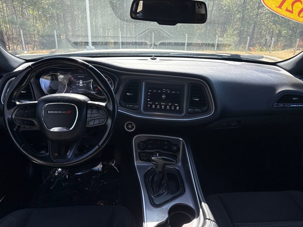 Used 2021 Dodge Challenger SXT image 16