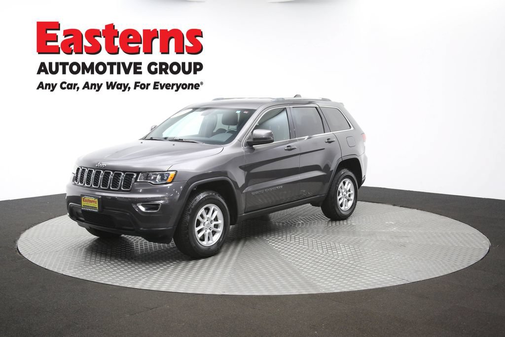 Used 2020 Jeep Grand Cherokee Laredo AWD/4WD image 54