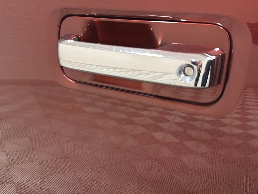 Used 2016 Ford F150 XLT w/ Equipment Group 302A Luxury image 18