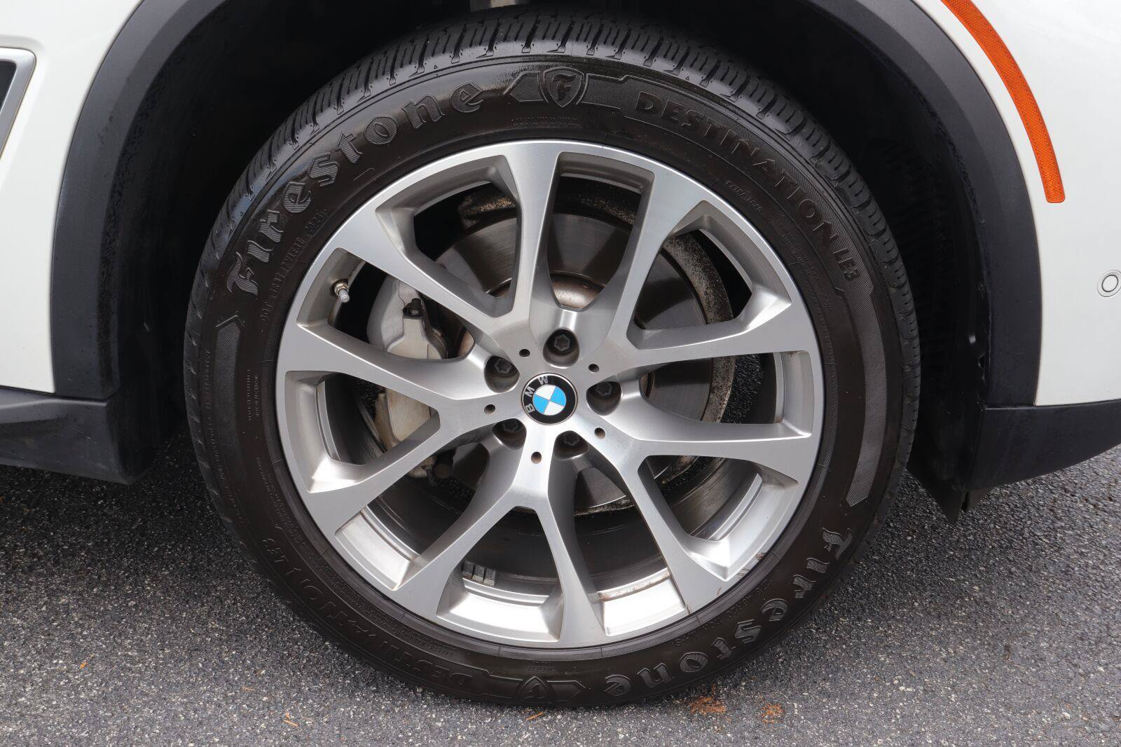 Used 2023 BMW X5 xDrive40i AWD/4WD image 43