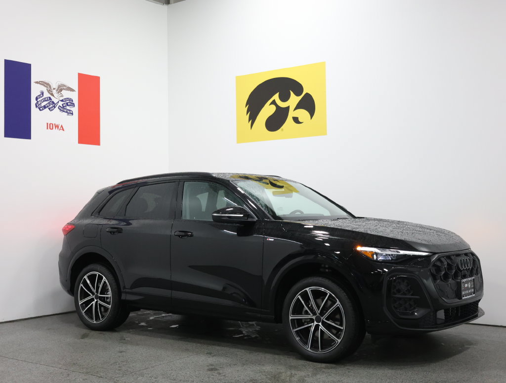 New 2026 Audi Q5 Premium Plus AWD/4WD image 1