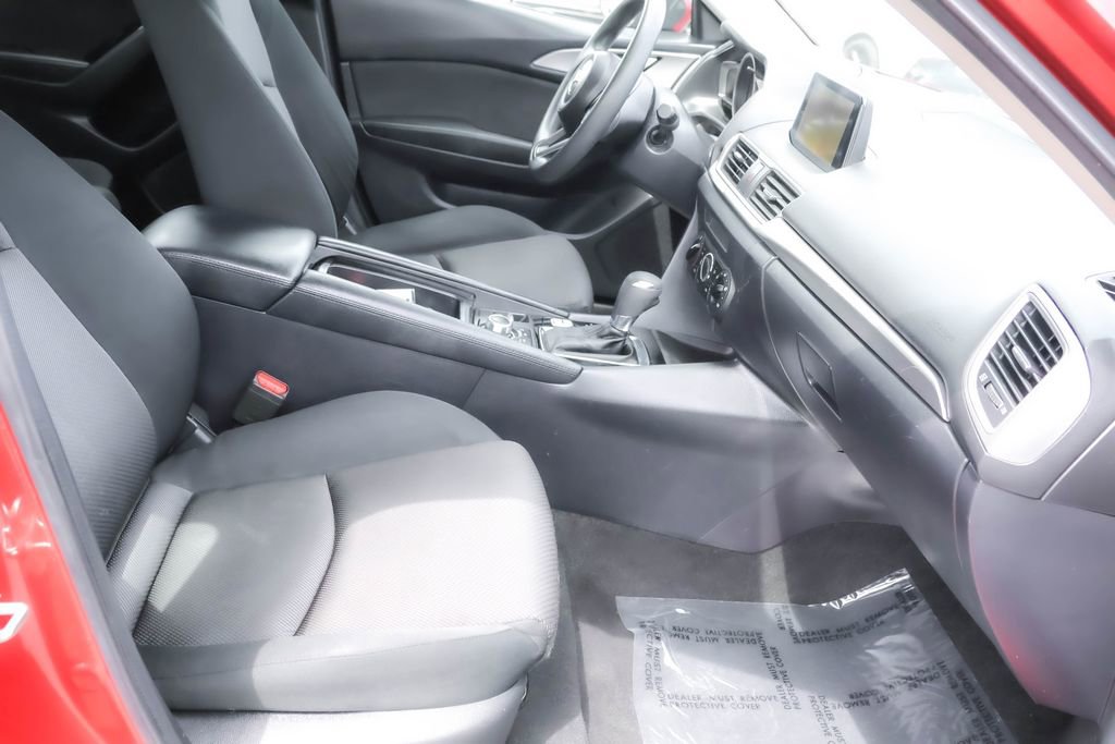 Used 2017 MAZDA MAZDA3 Sport FWD image 32