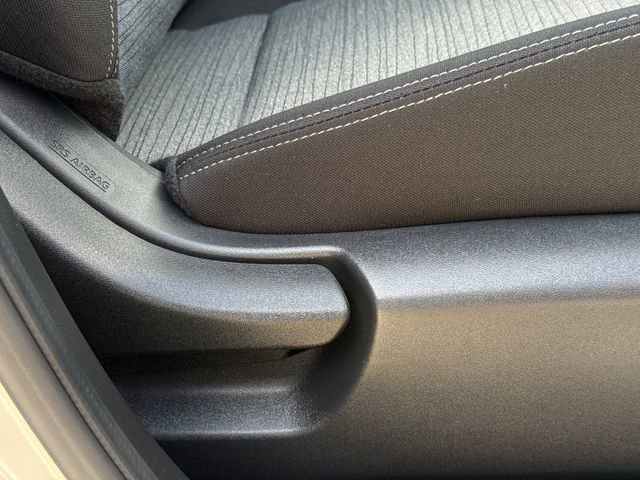 Used 2023 Nissan Rogue SV FWD image 28