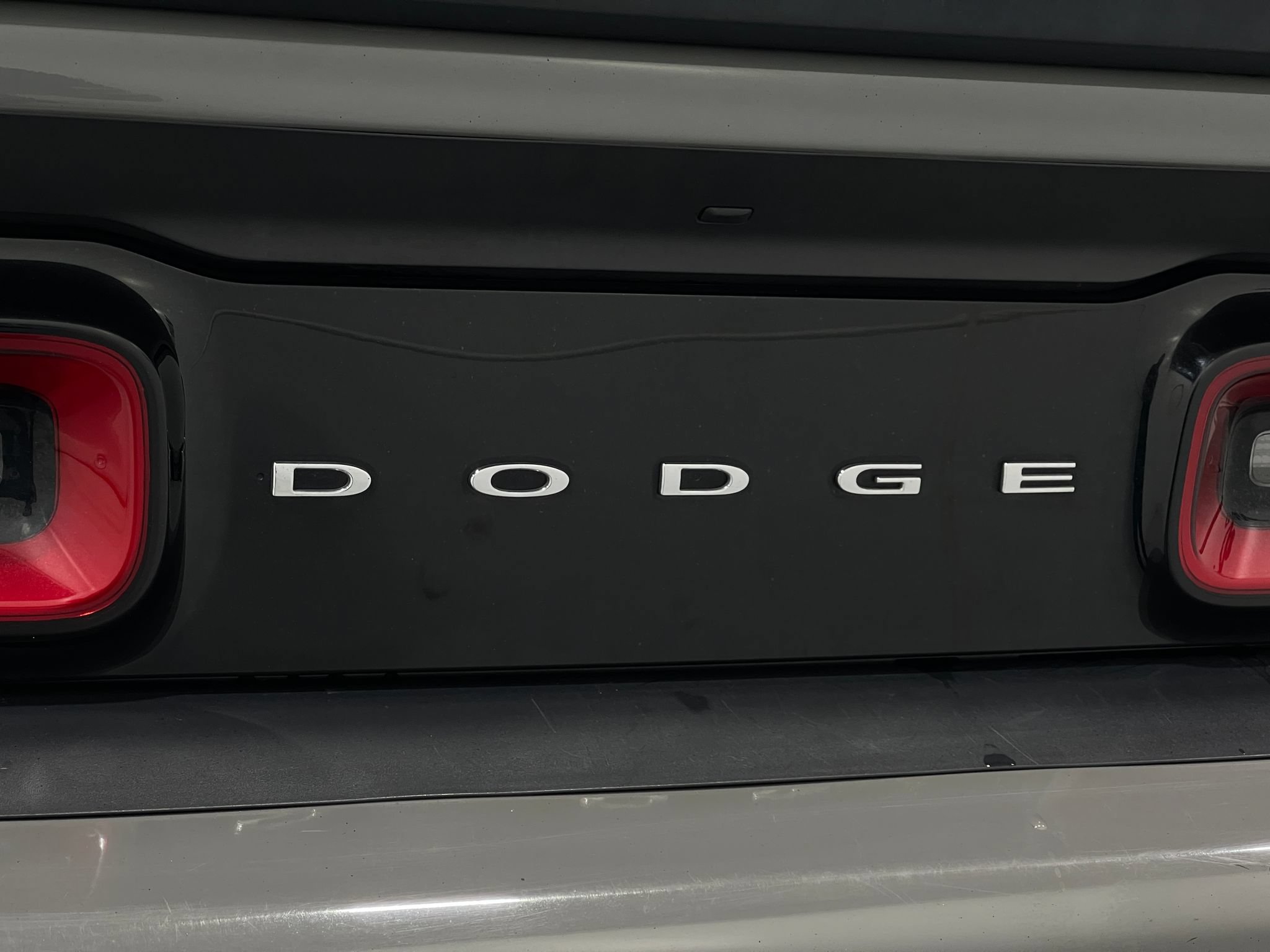 Used 2018 Dodge Challenger R/T RWD image 37