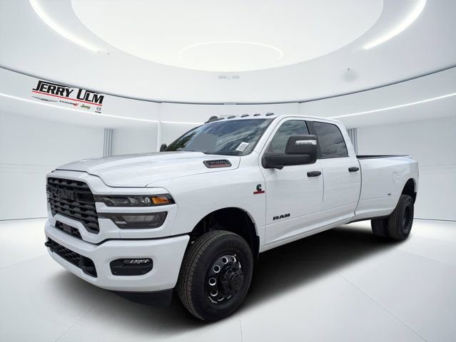 New 2026 RAM 3500 Big Horn AWD/4WD image 7