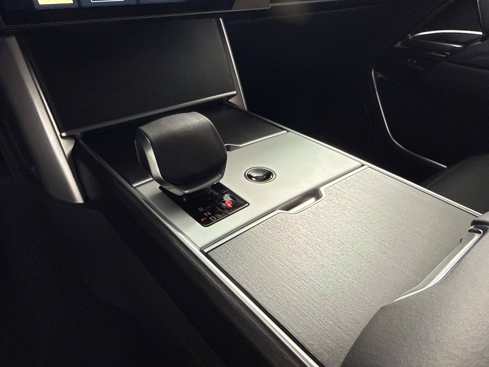 New 2026 Land Rover Range Rover SE AWD/4WD image 28