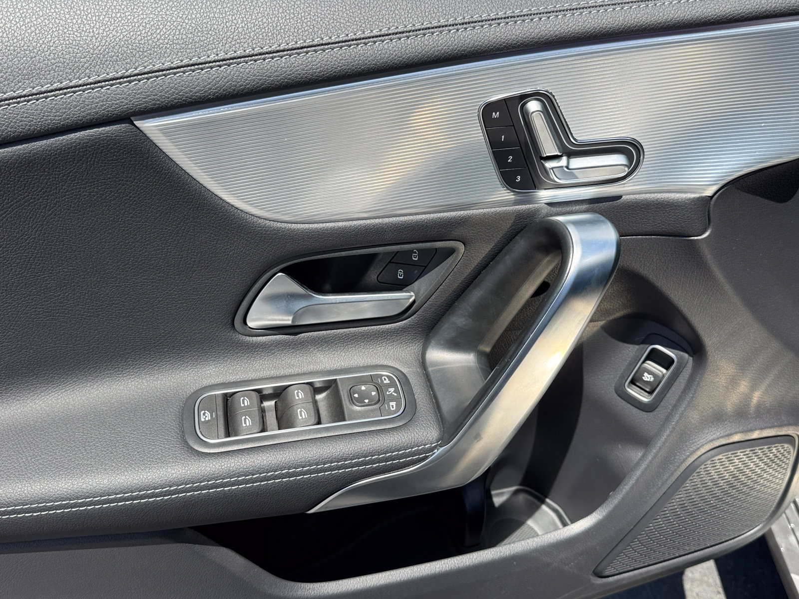 Used 2023 Mercedes-Benz CLA 250 image 20