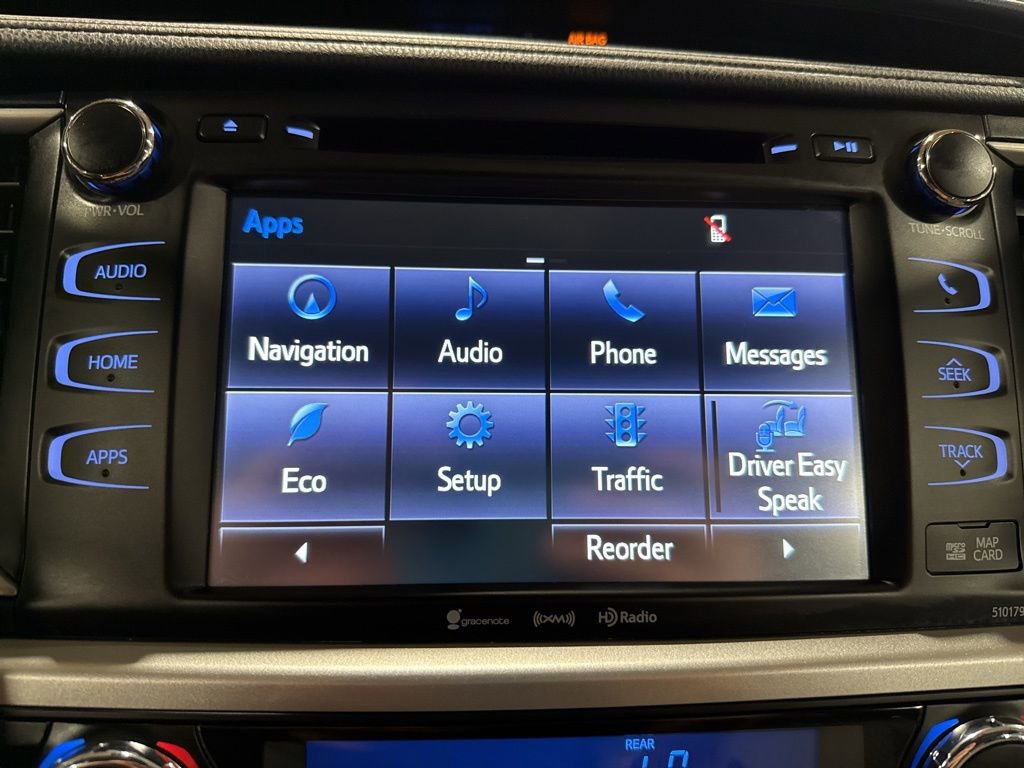 Used 2017 Toyota Highlander XLE image 28