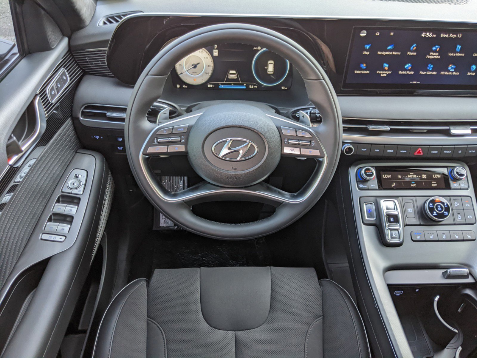 New 2025 Hyundai Palisade Calligraphy image 13