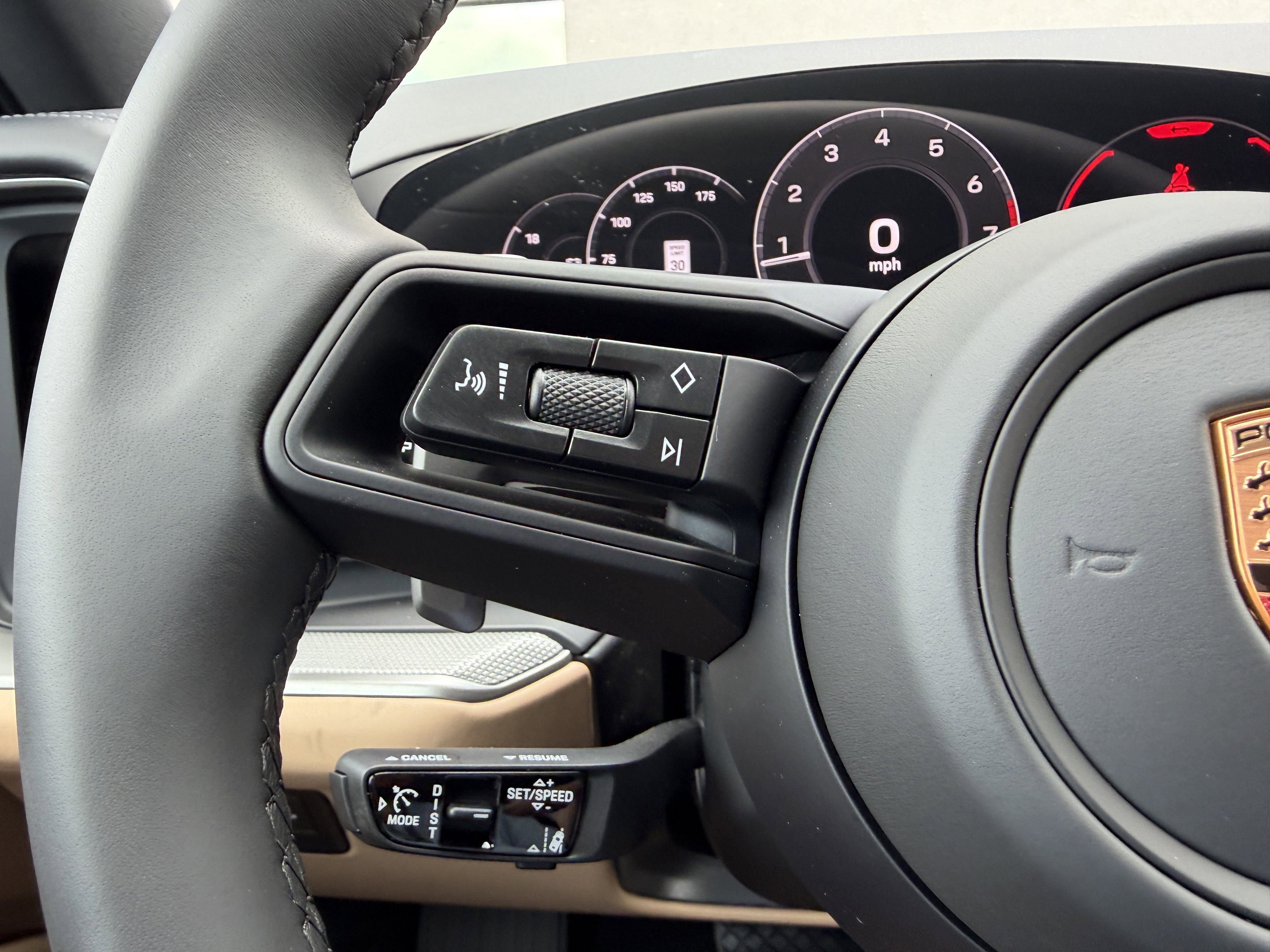 New 2026 Porsche Cayenne Coupe image 36