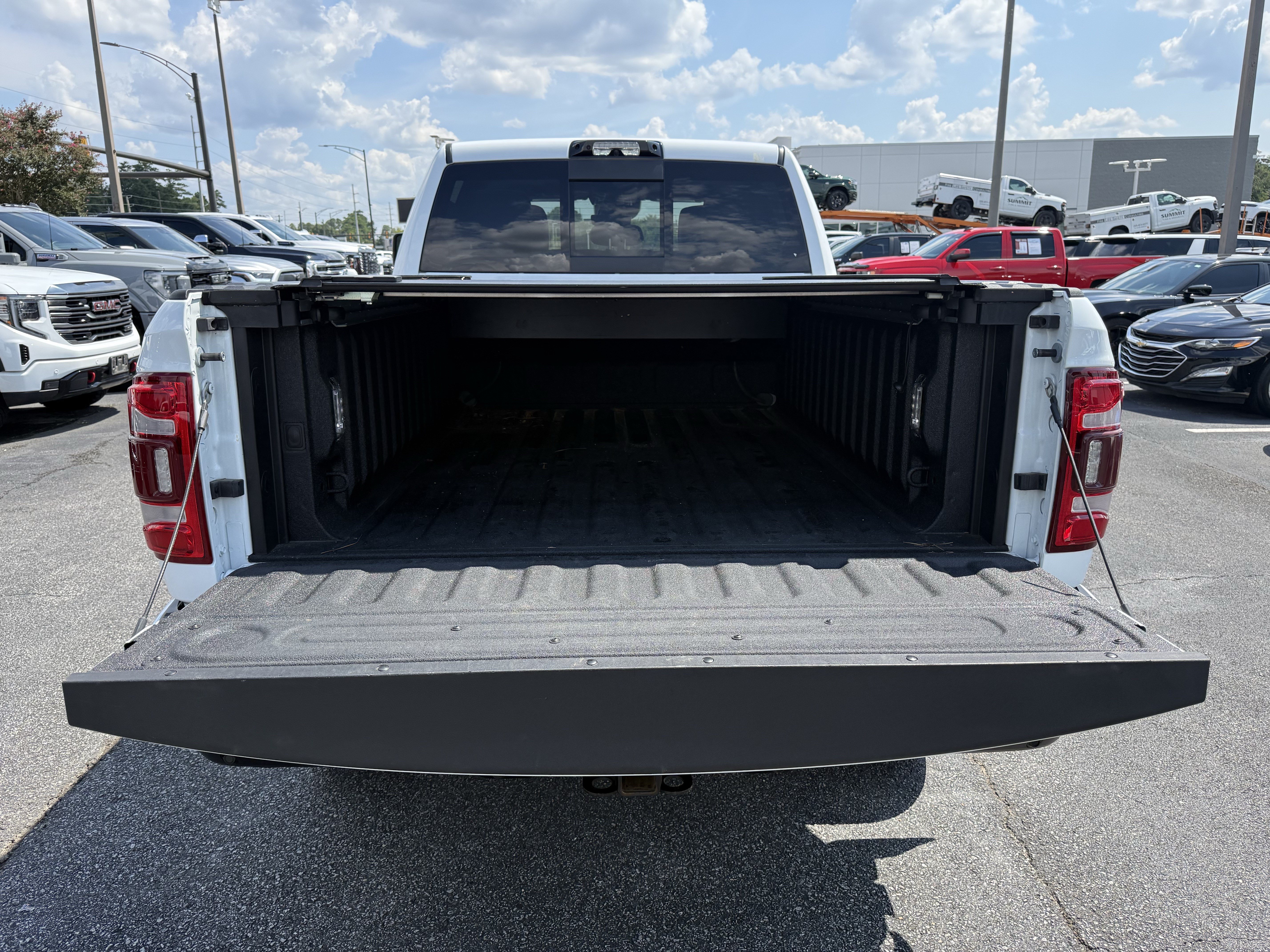 Used 2024 RAM 2500 Limited AWD/4WD image 32