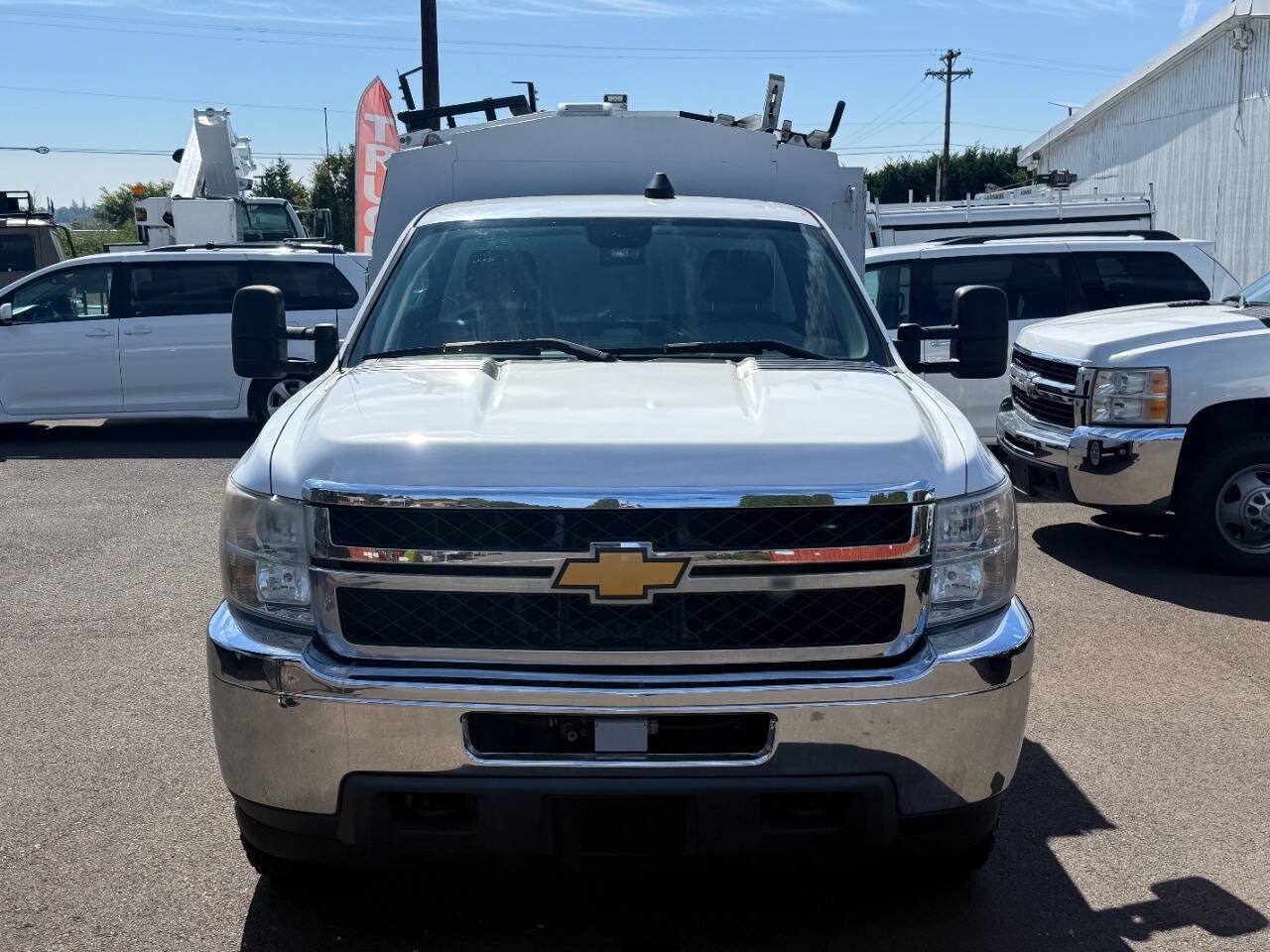 Used 2013 Chevrolet Silverado 3500 W/T RWD image 4