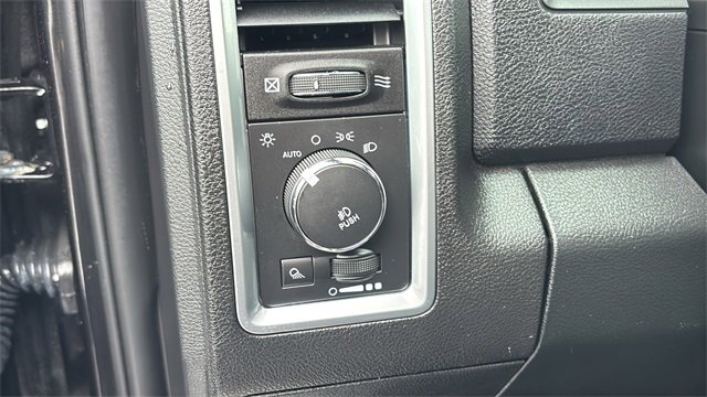 Used 2017 RAM 1500 Limited image 20