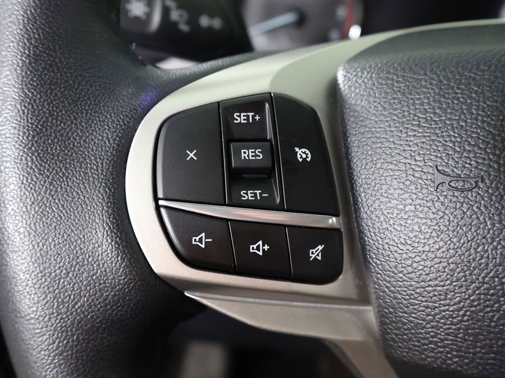 Used 2024 Ford Explorer XLT w/ Equipment Group 202A AWD/4WD image 44