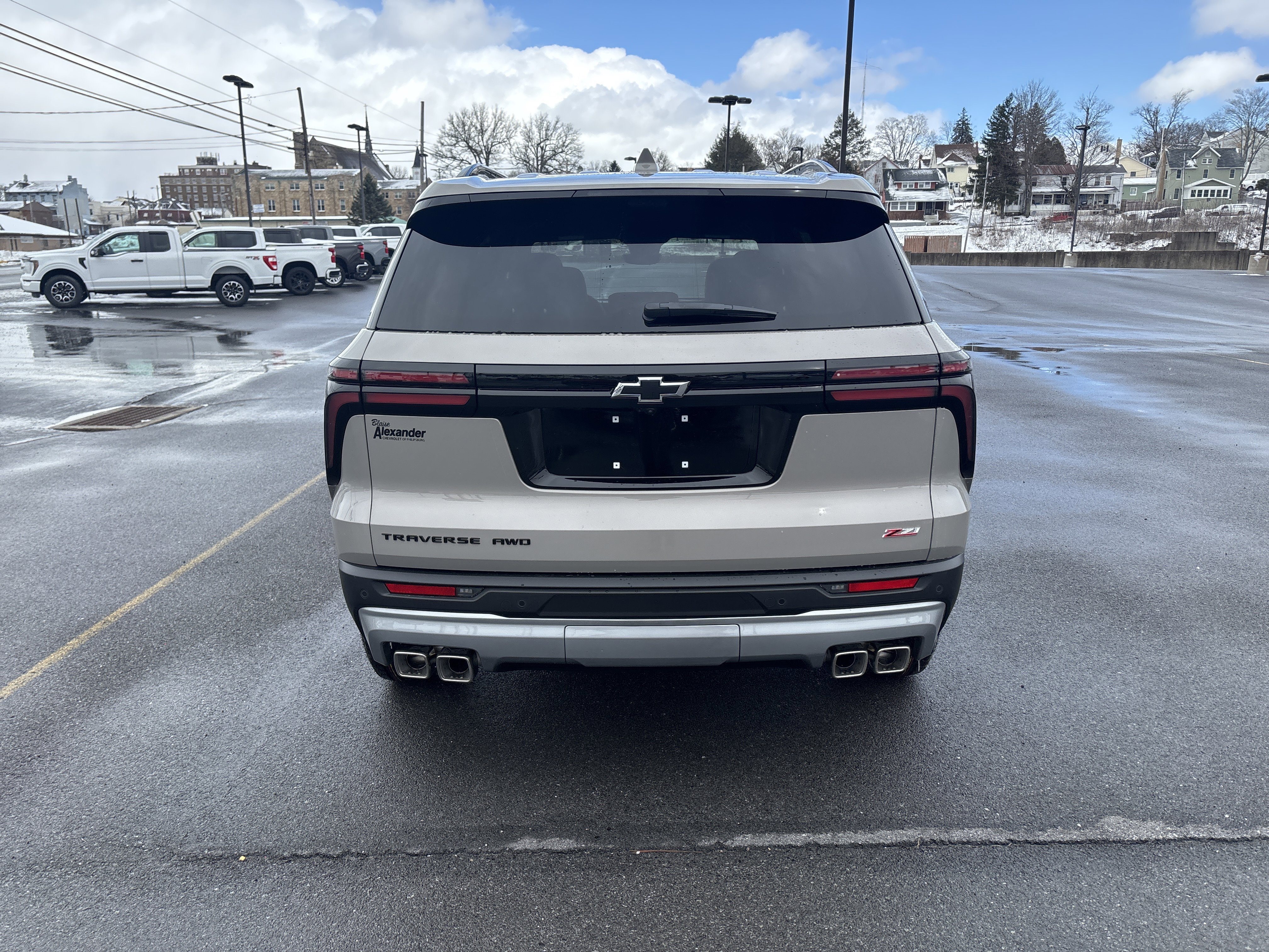 New 2026 Chevrolet Traverse Z71 w/ Driver Confidence Package image 4