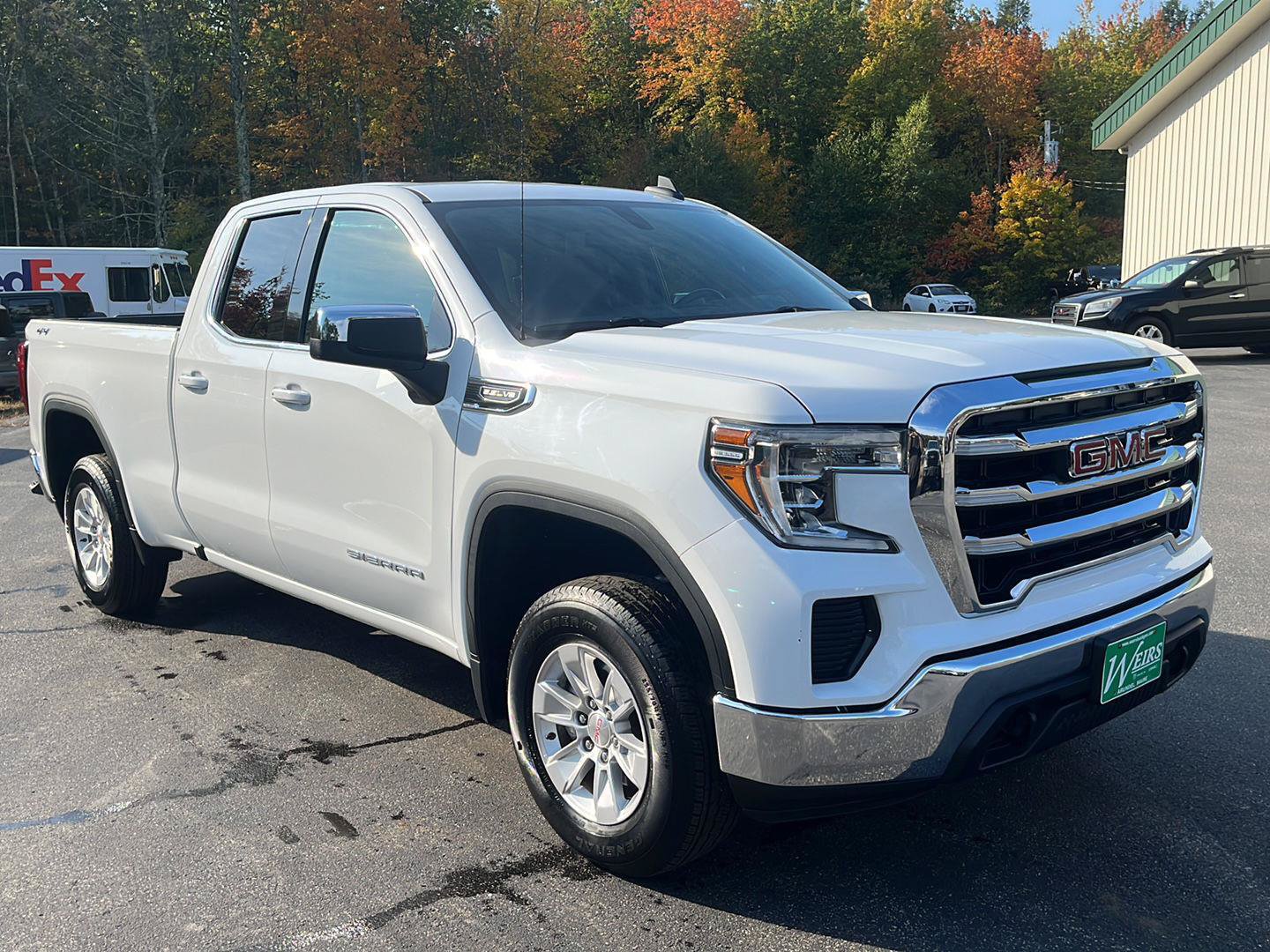 Certified 2022 GMC Sierra 1500 SLE w/ Snow Plow Prep Package AWD/4WD image 7