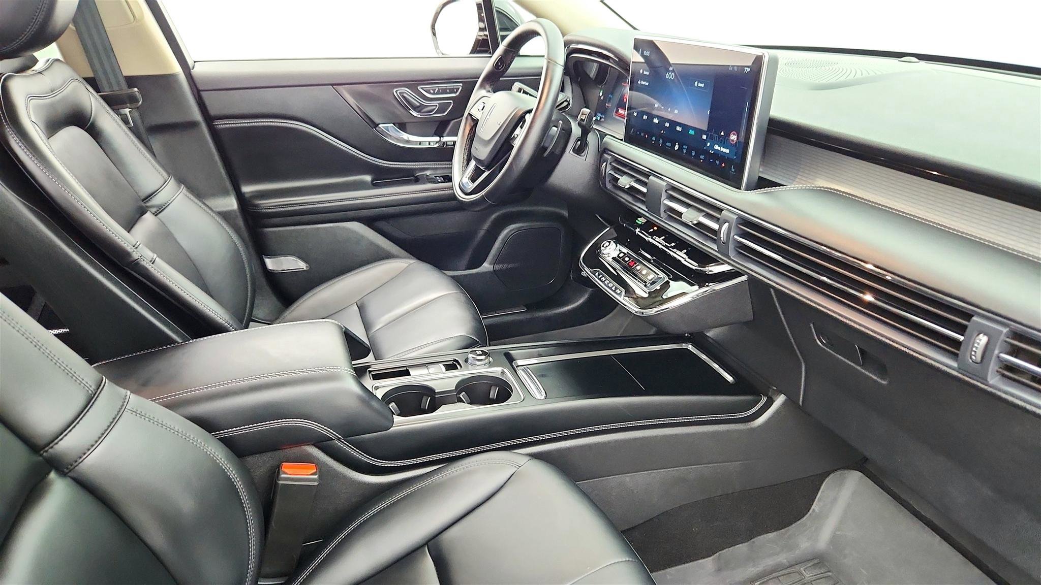 Used 2025 Lincoln Corsair FWD image 39