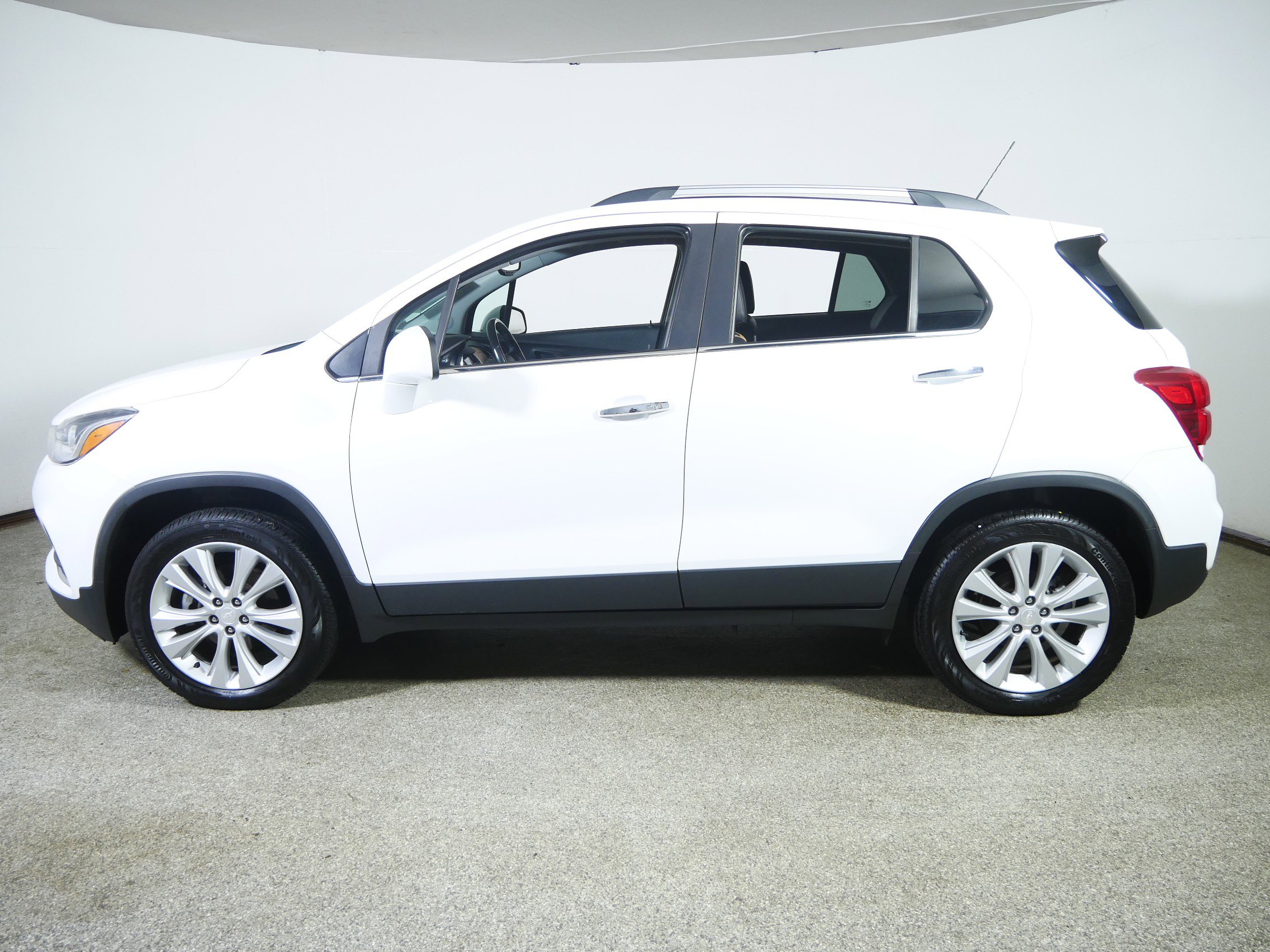 Used 2020 Chevrolet Trax Premier image 4