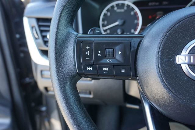 Used 2024 Nissan Rogue SV AWD/4WD image 22