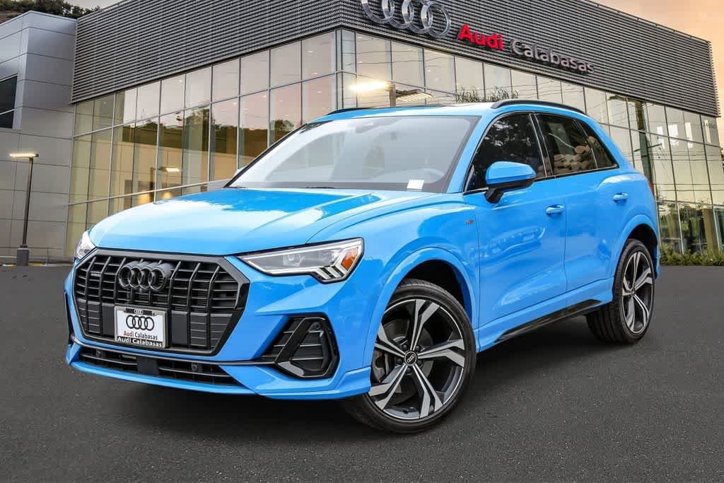 Used 2023 Audi Q3 2.0T Premium Plus w/ Premium Plus Package AWD/4WD image 1