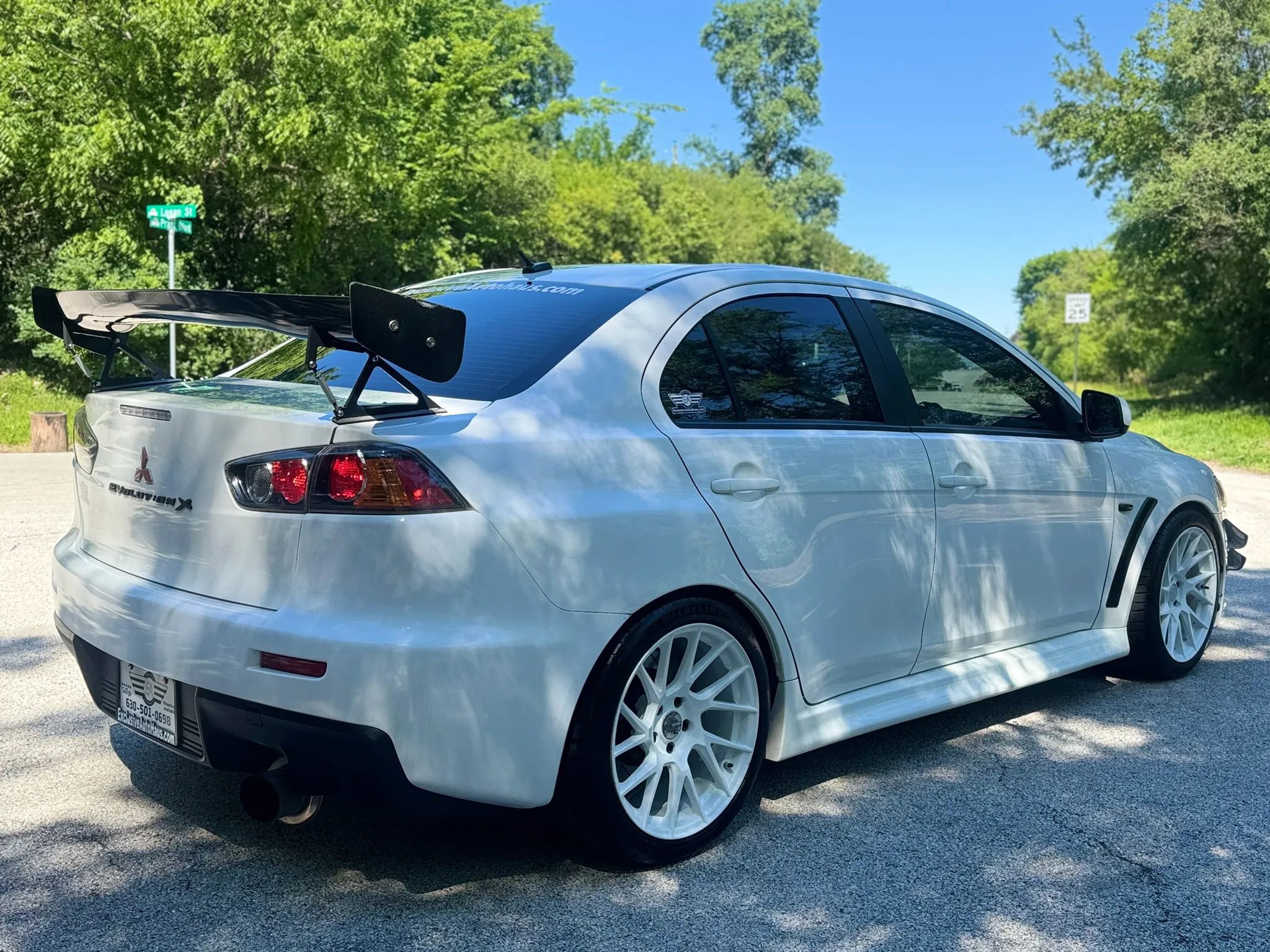 Used 2014 Mitsubishi Lancer Evolution GSR AWD/4WD image 9