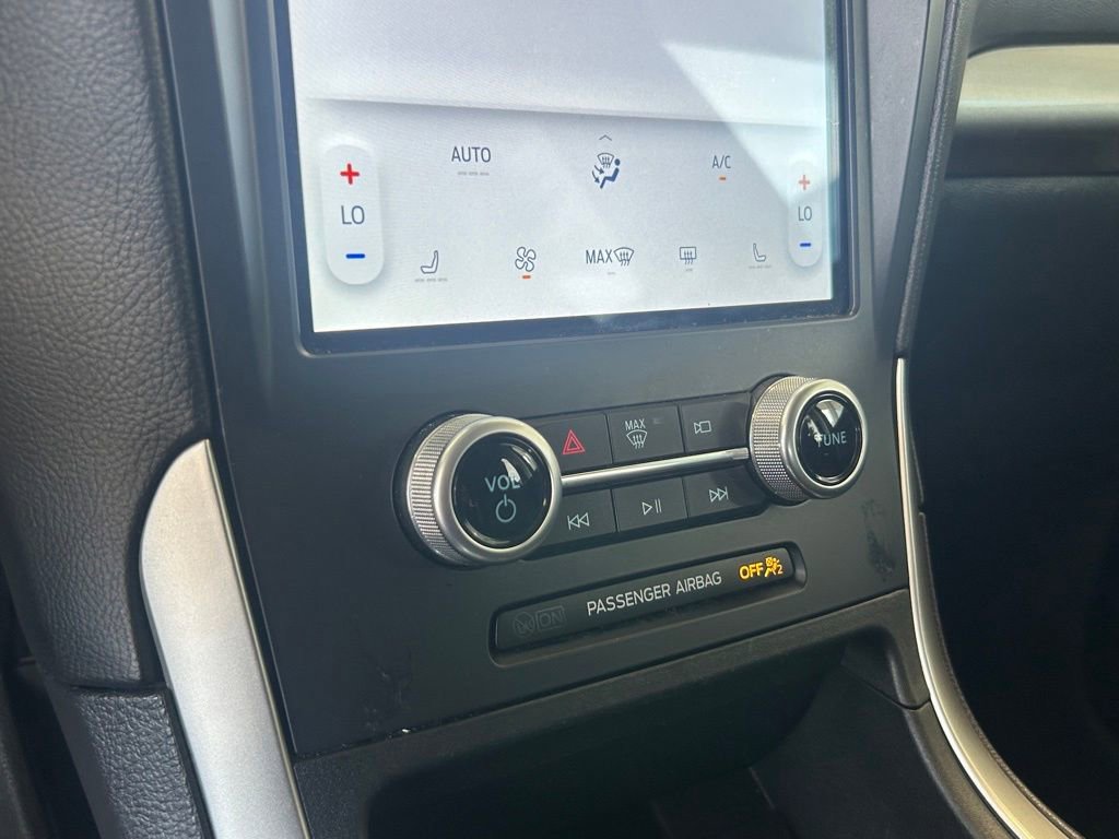 Used 2023 Ford Edge SEL image 32