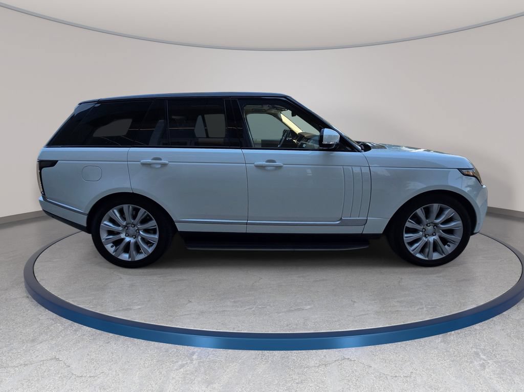 Used 2016 Land Rover Range Rover Supercharged AWD/4WD image 5