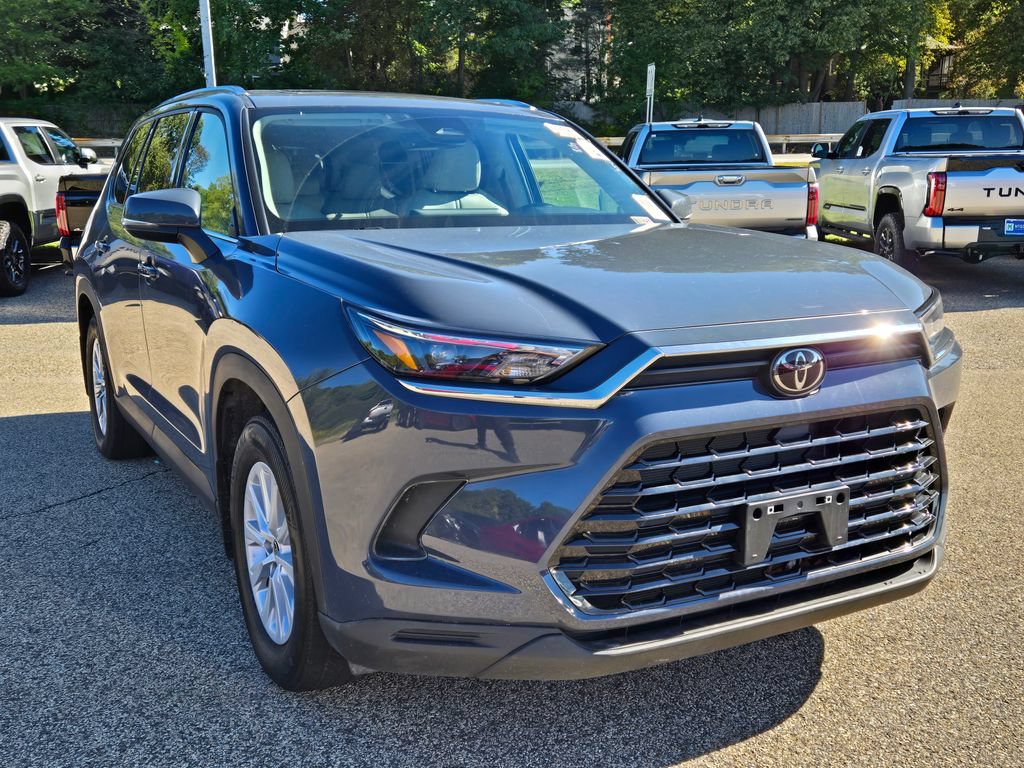 Used 2024 Toyota Grand Highlander AWD image 8