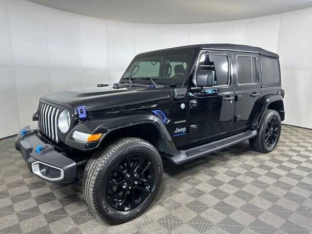 Used 2023 Jeep Wrangler Unlimited Sahara w/ Cold Weather Group image 7