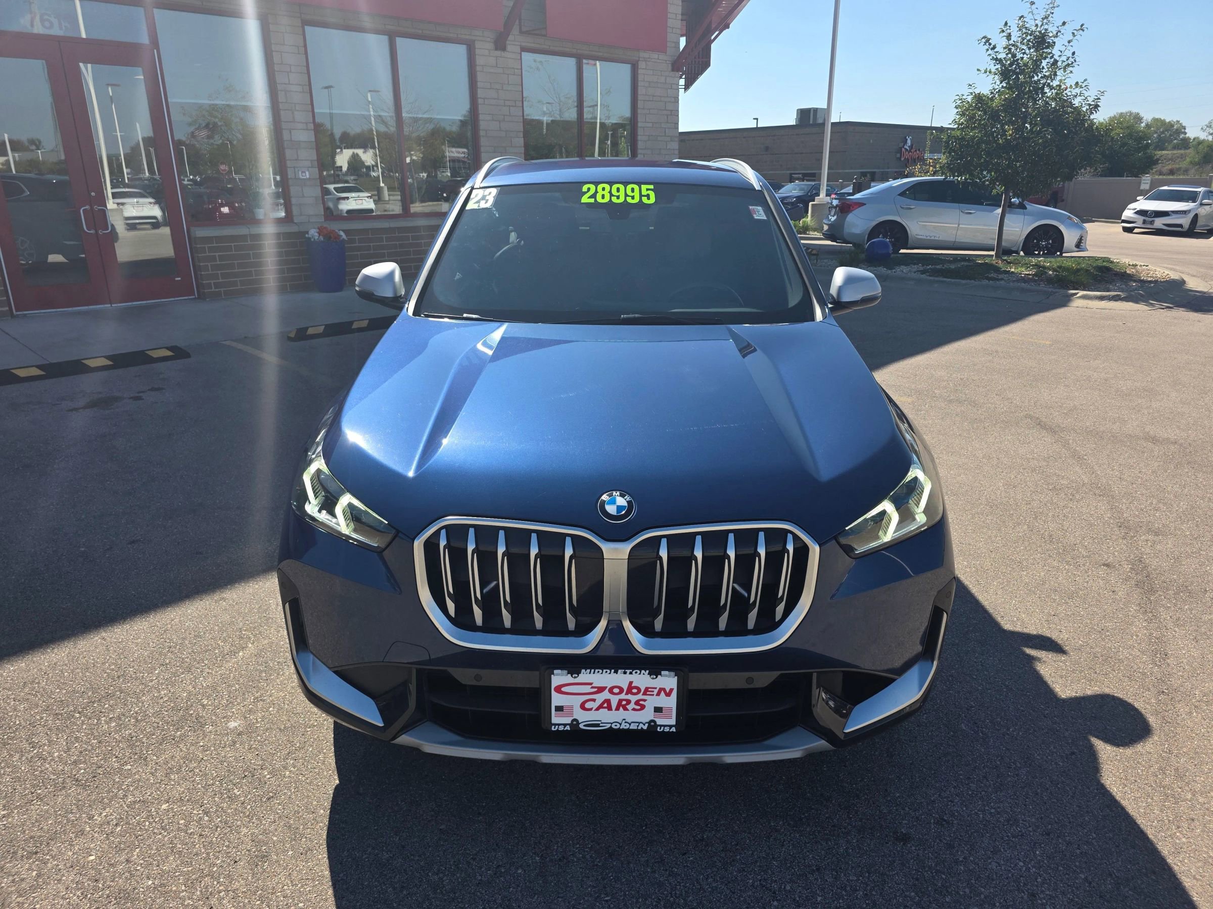 Used 2023 BMW X1 xDrive28i image 2
