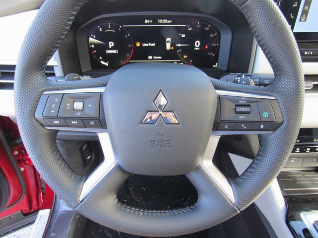 New 2025 Mitsubishi Outlander SE image 22