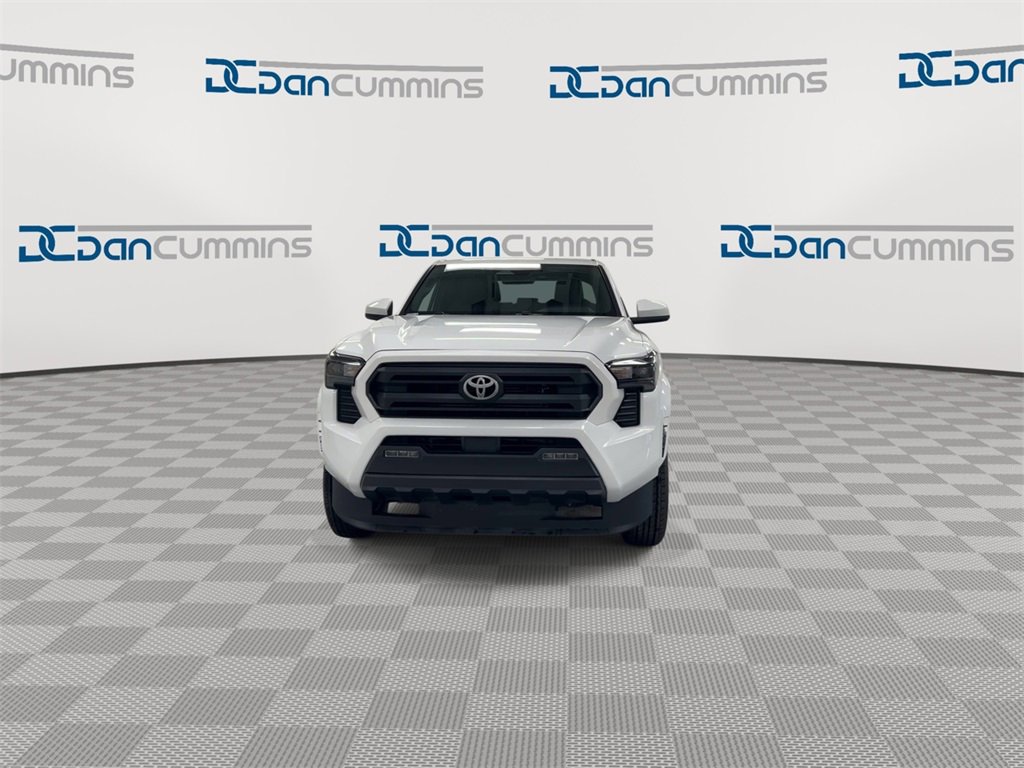 Used 2024 Toyota Tacoma SR5 image 3