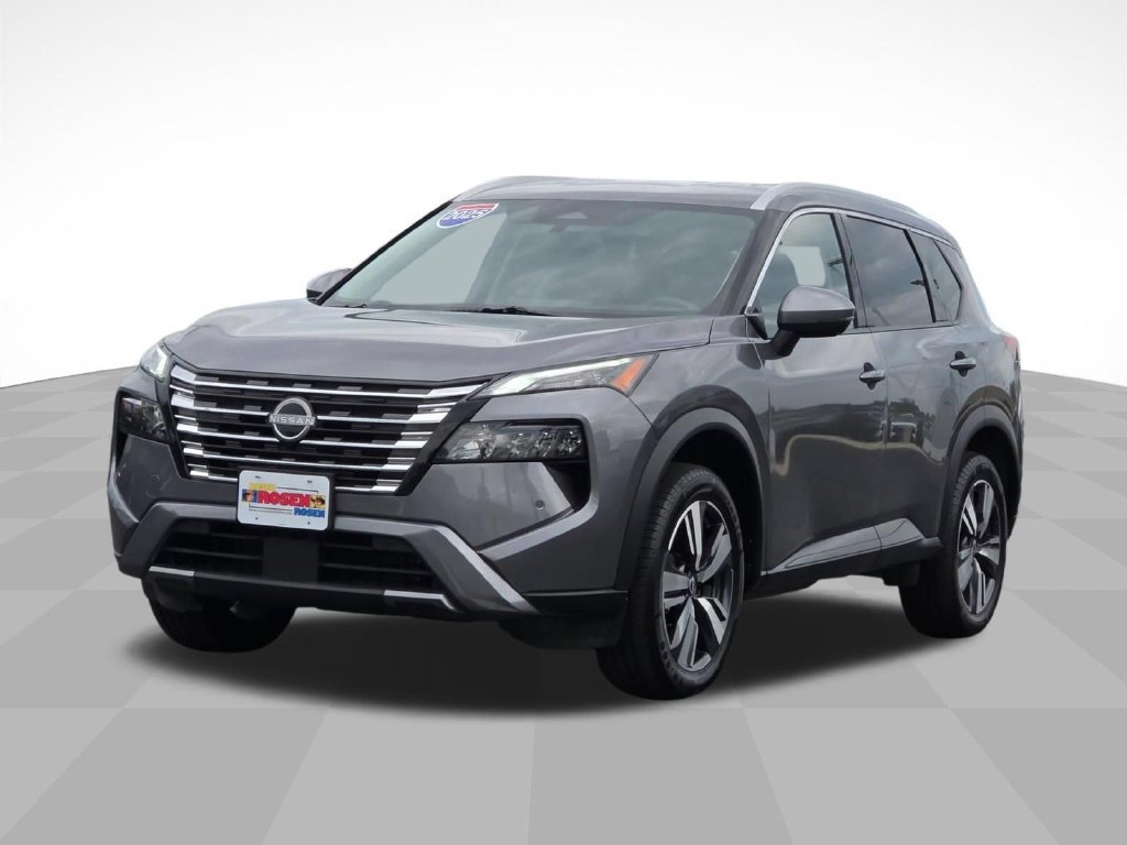 Used 2025 Nissan Rogue SL FWD image 7