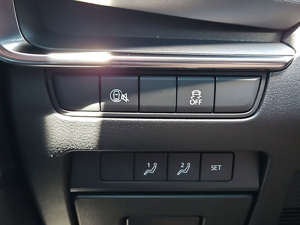 New 2026 MAZDA MAZDA3 Carbon AWD/4WD image 25