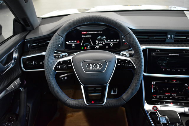 Used 2025 Audi RS 7 Performance AWD/4WD image 16