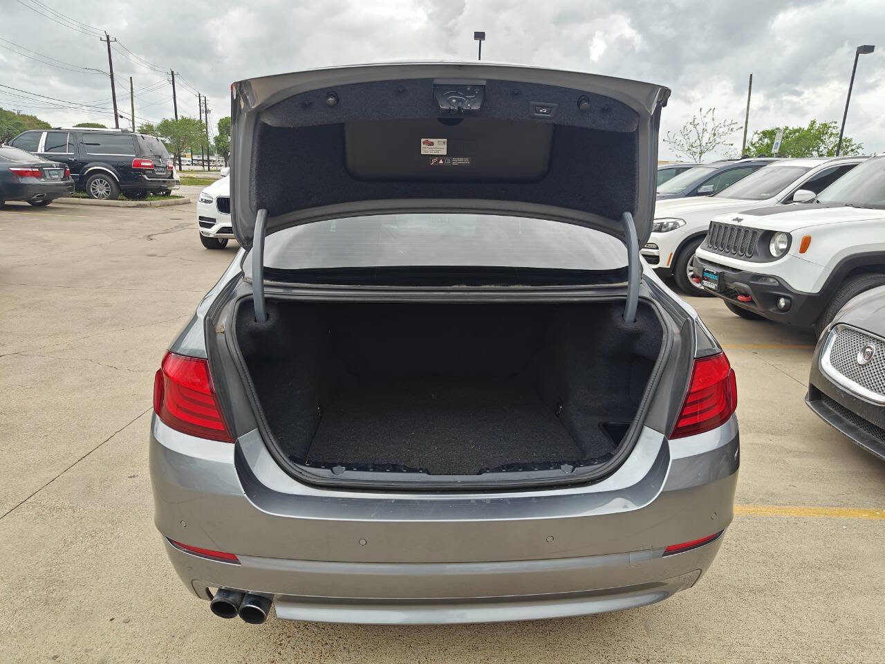 Used 2012 BMW 528i Sedan RWD image 7