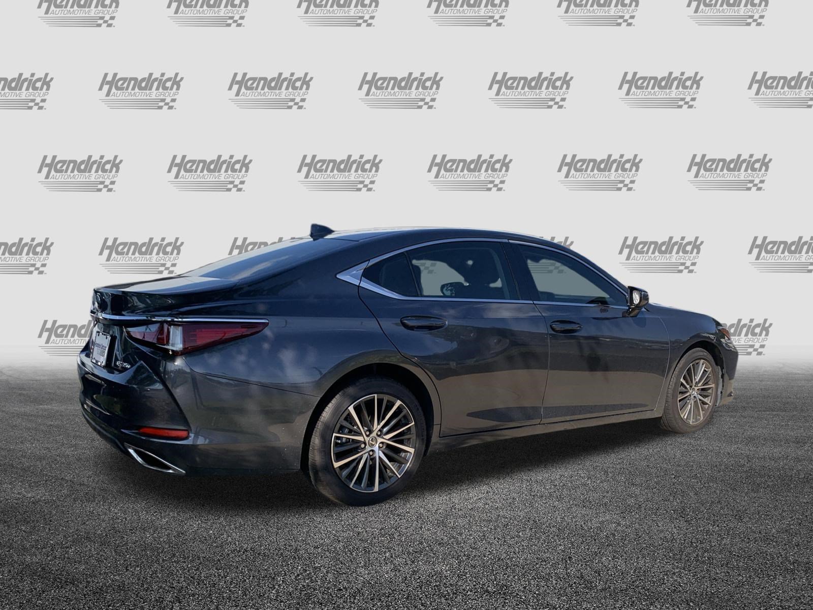 Used 2025 Lexus ES 350 w/ Premium Package FWD image 10
