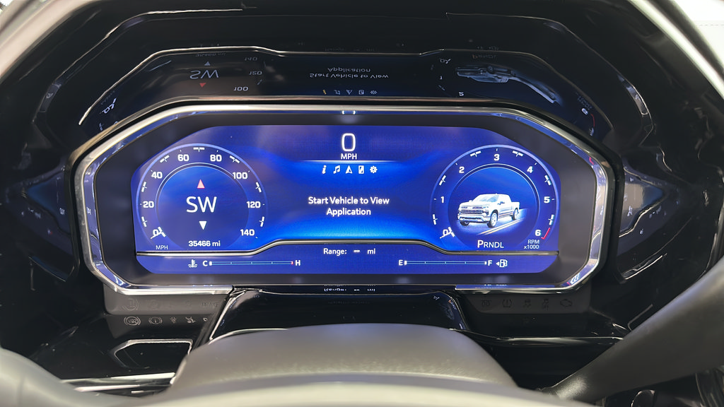 Used 2024 Chevrolet Silverado 1500 LT AWD/4WD image 17