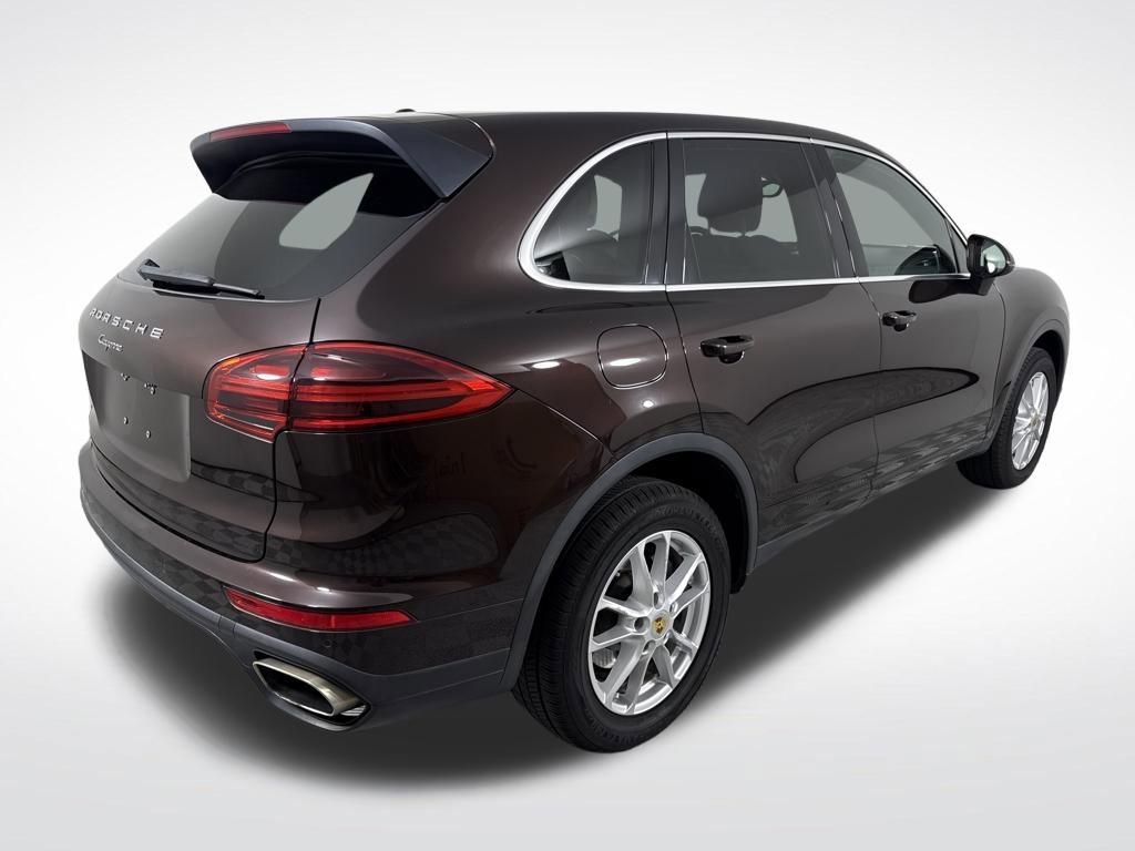 Used 2016 Porsche Cayenne Base w/ Premium Package image 3