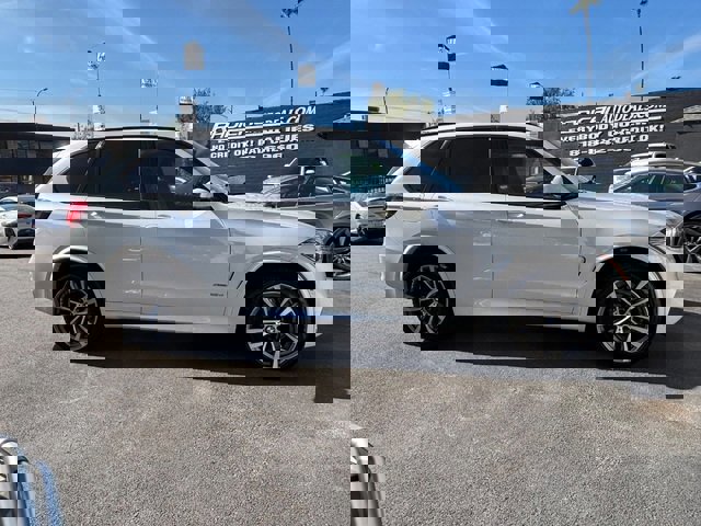 Used 2015 BMW X5 xDrive35d image 25