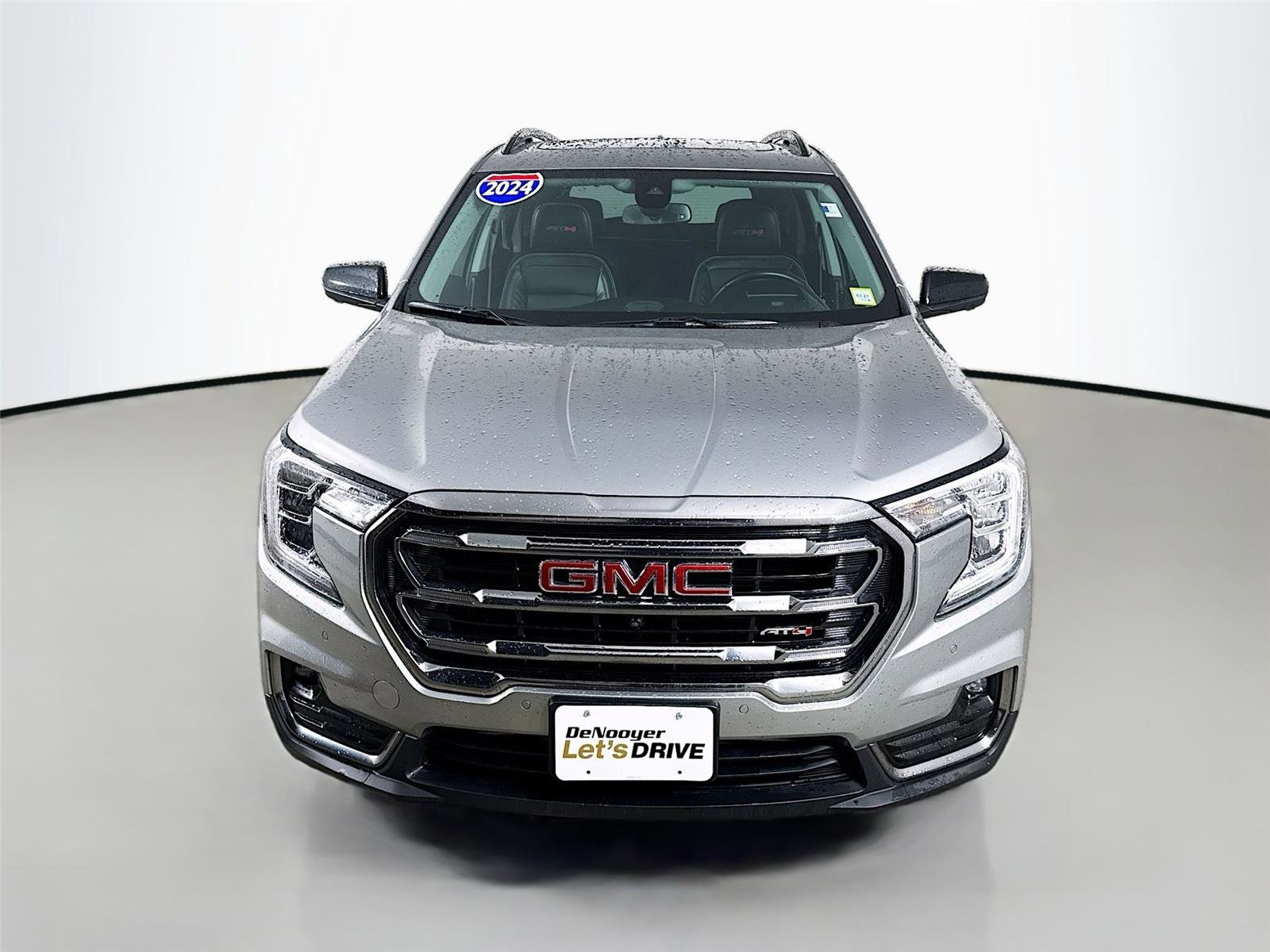 Used 2024 GMC Terrain AT4 w/ Infotainment Package II image 4