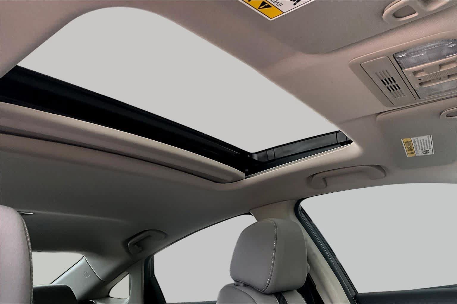 Used 2019 Honda Civic EX image 14