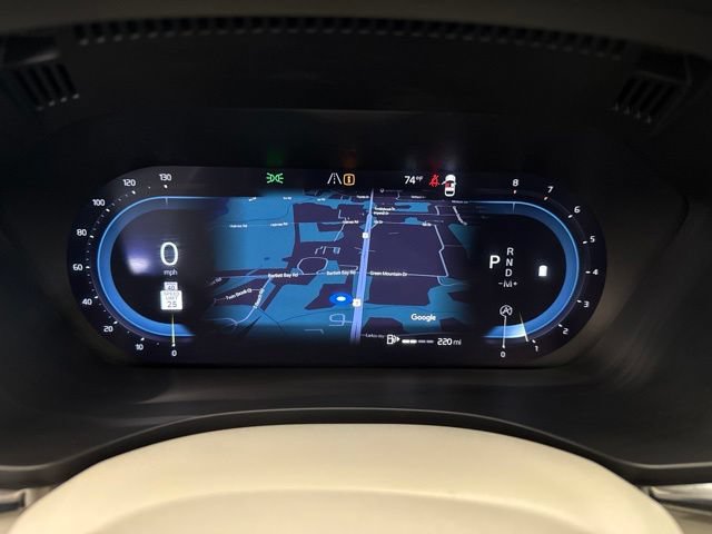 Used 2025 Volvo XC60 B5 Plus w/ Climate Package AWD/4WD image 13