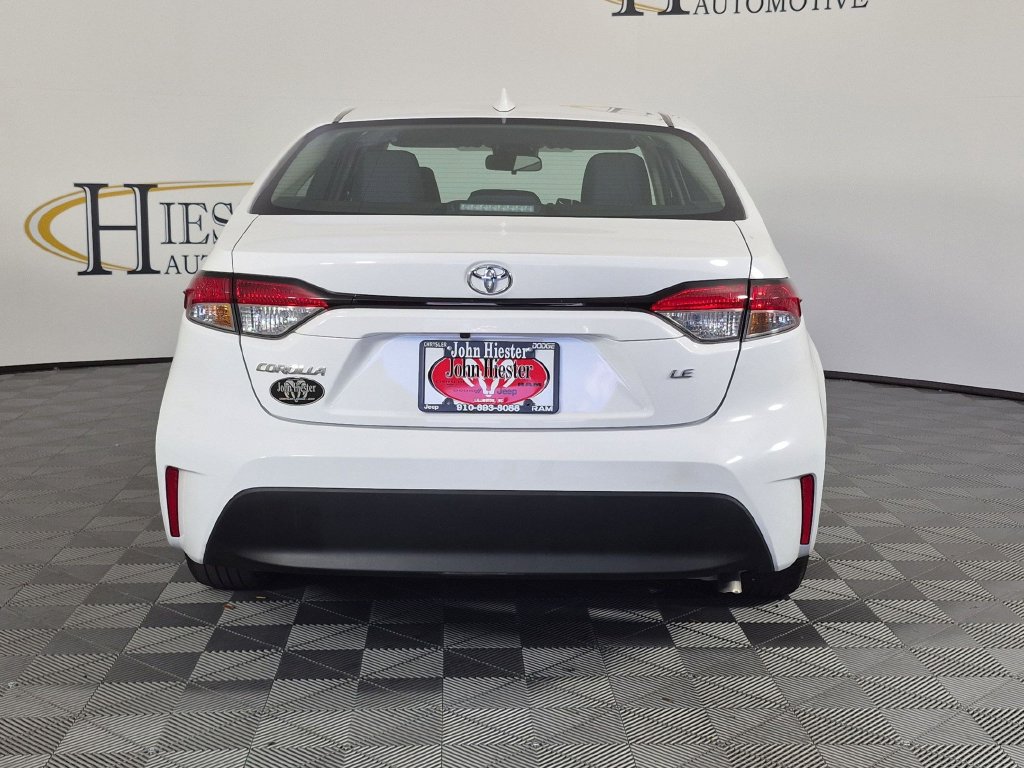 Used 2023 Toyota Corolla LE FWD image 6