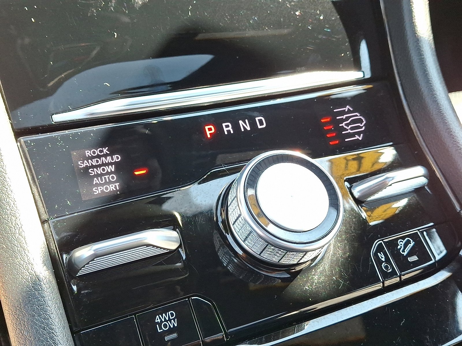 Used 2022 Jeep Grand Cherokee Summit AWD/4WD image 15