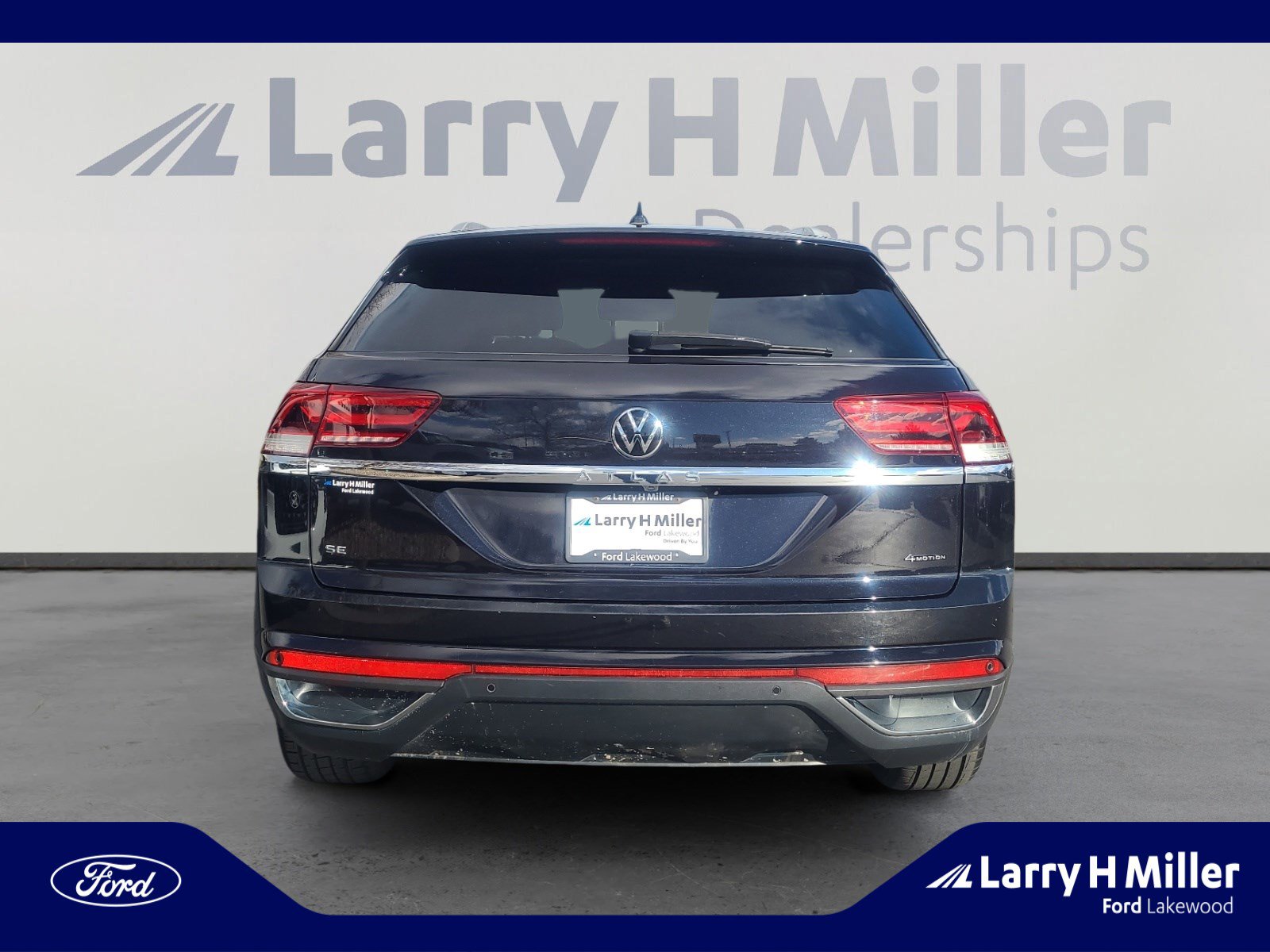 Used 2023 Volkswagen Atlas Cross Sport SE image 4