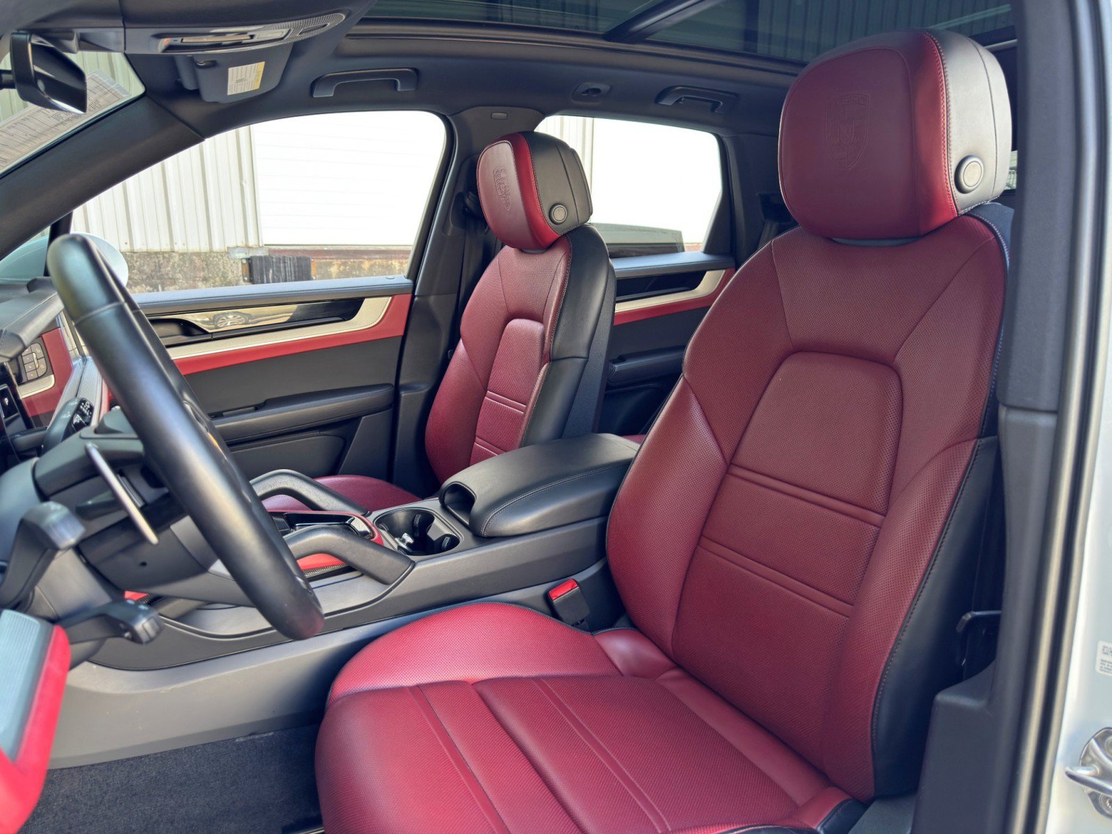 Used 2024 Porsche Cayenne S w/ Premium Package Plus AWD/4WD image 43