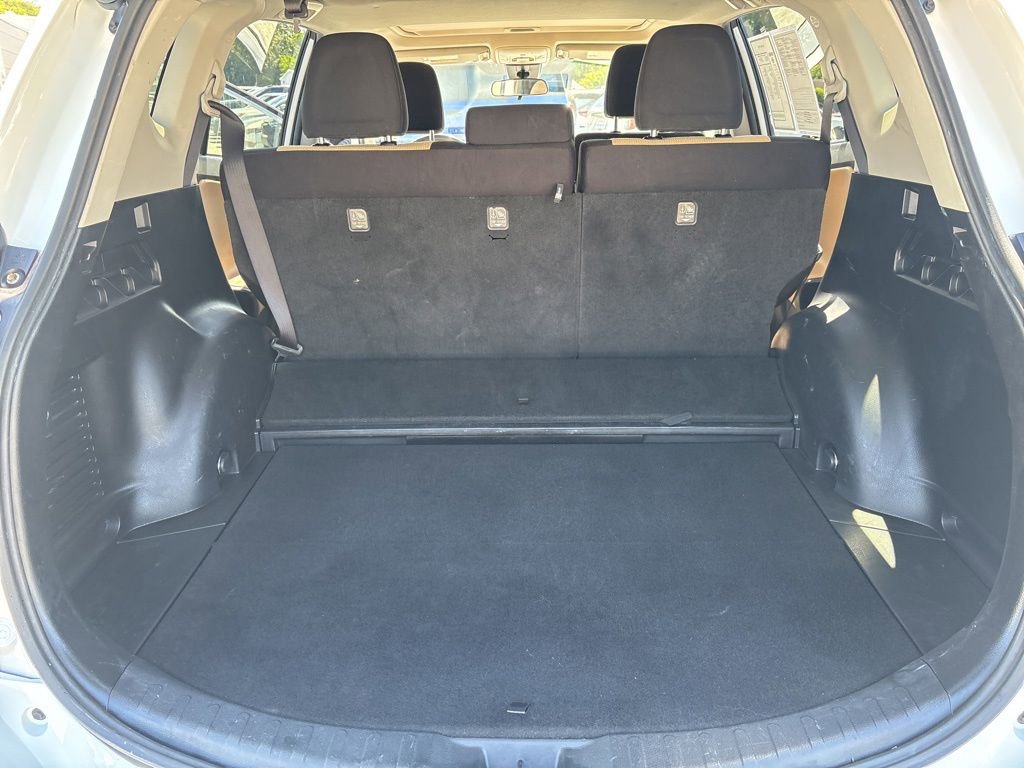 Used 2018 Toyota RAV4 XLE AWD/4WD image 26
