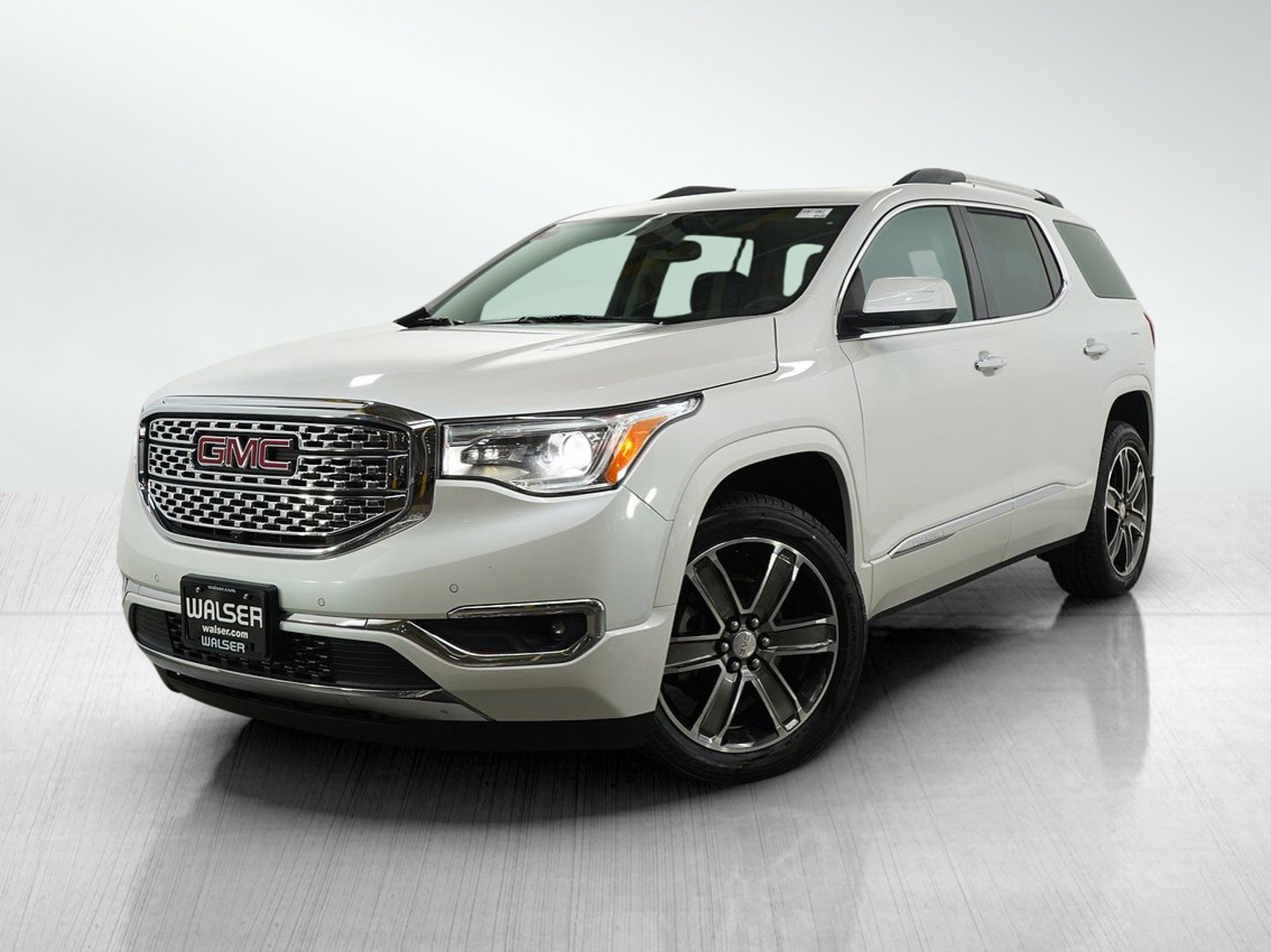 Used 2017 GMC Acadia Denali w/ Technology Package
